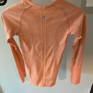 Lululemon Swiftly Tech Long Sleeve